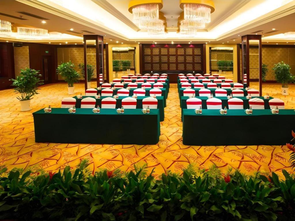 Feicheng Blossom Hotel Exterior foto